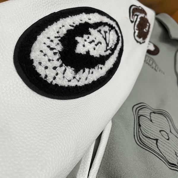 ブランドジャケット側面デザイン